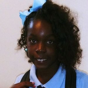 Meet your Posher, Stacy